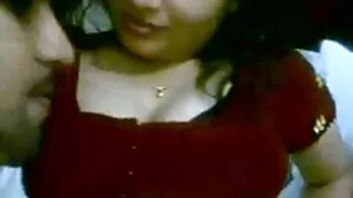 Sakura Asya, güzel Asyalı boncuklar ile seks porno arap anal tedavi alıyorum